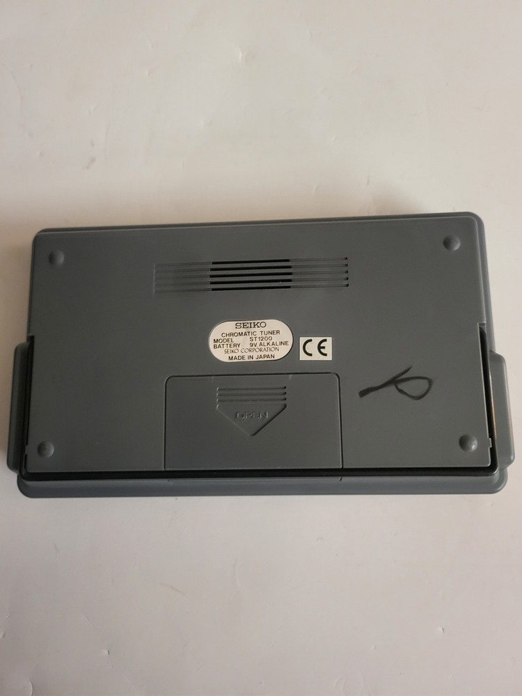 SEIKO CHROMATIC TUNER - ST1200 WORKS