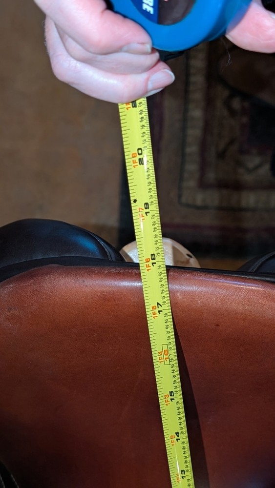 17.5" Hulsebos All Purpose Custom Saddle