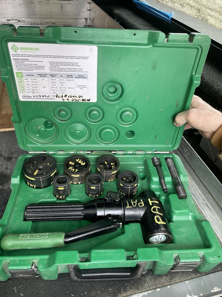 Greenlee 7904SB Hydraulic Quick Draw Punch Driver Set