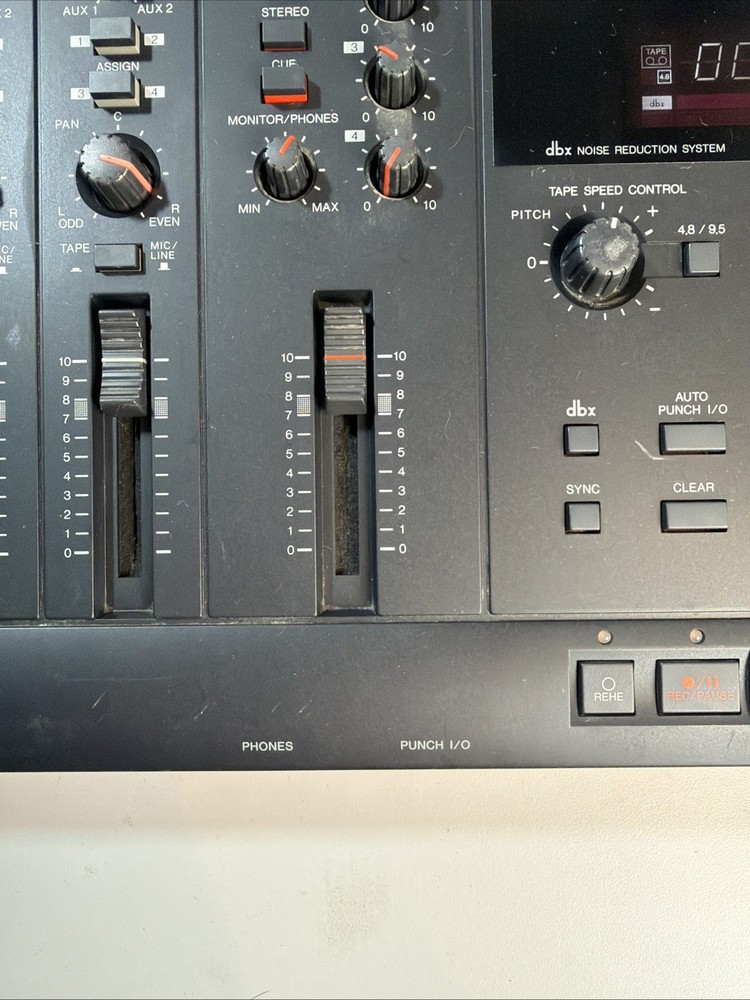 Yamaha MT4X Multitrack Cassette Recorder. Tested powers on functionality unknown