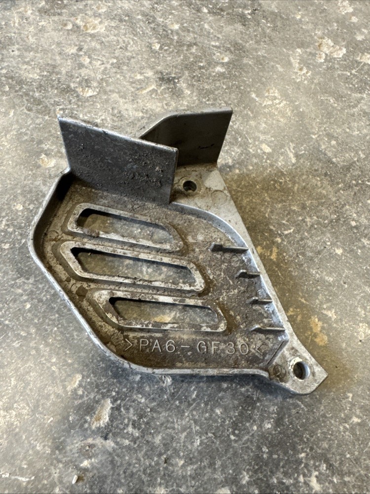 yamaha ttr 125 Chain Guard Case Saver 2002