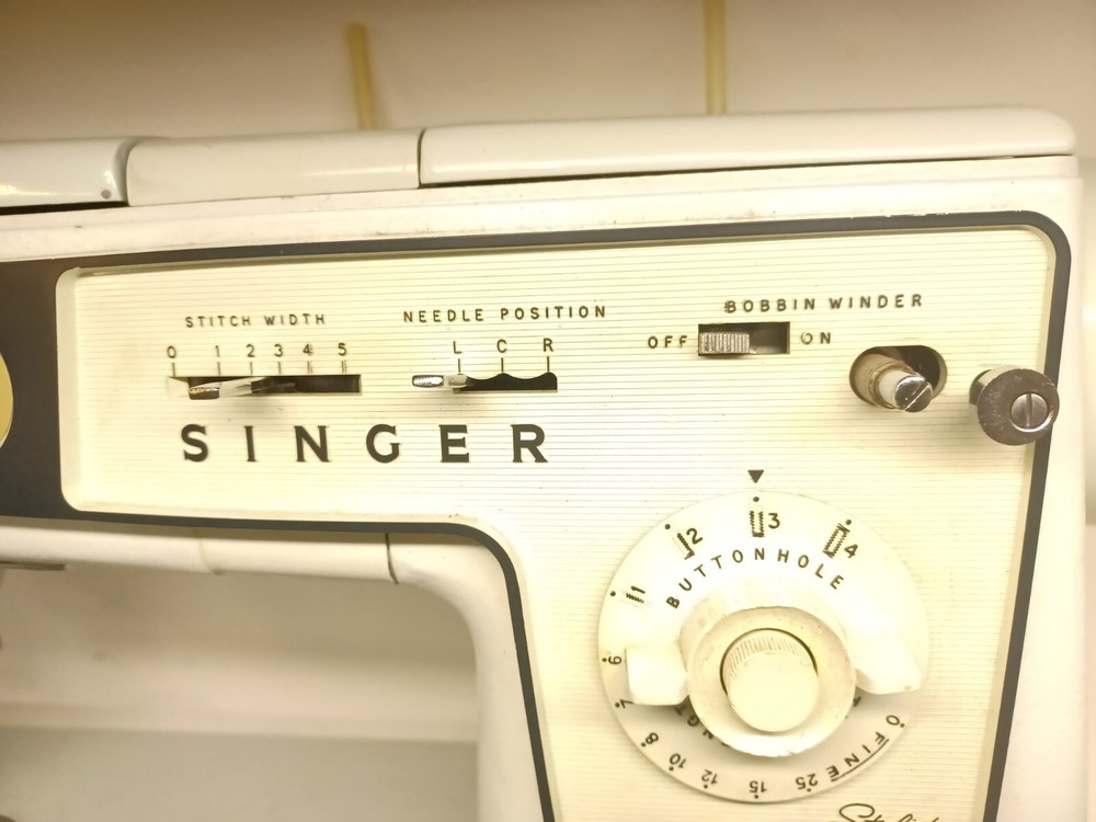 Singer Sewing Machine Zig Zag Model 478 Working
