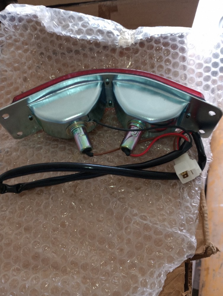 Kobelco 2456U68F1 Lamp New