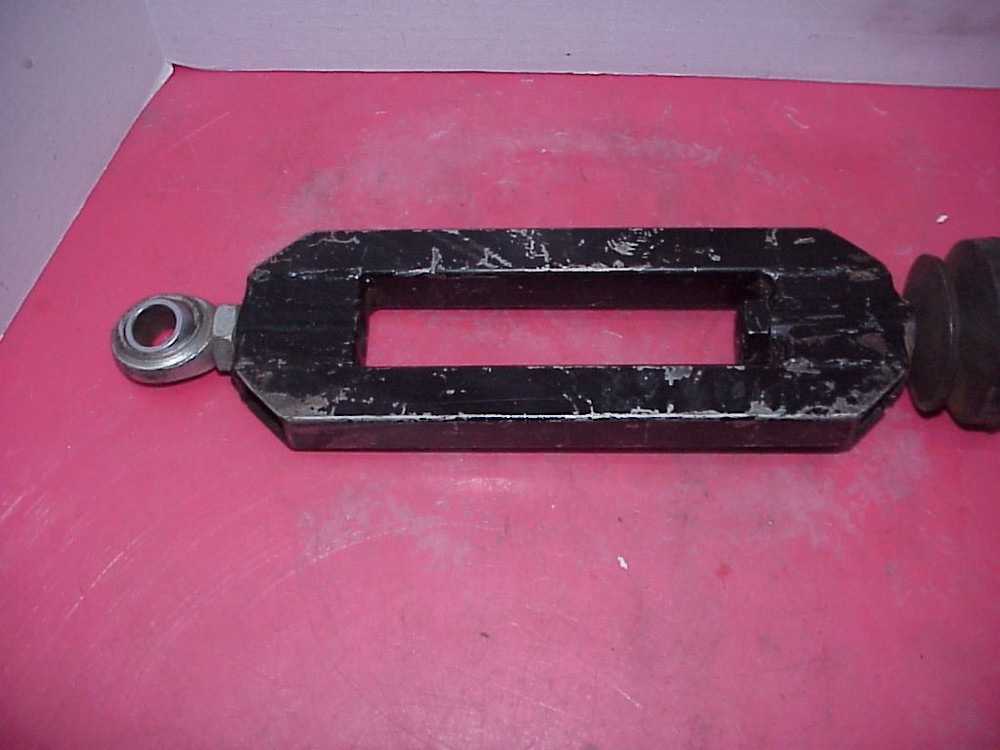 Black Torque Link Pull Bar with 1 Bisquits Late Model Modified