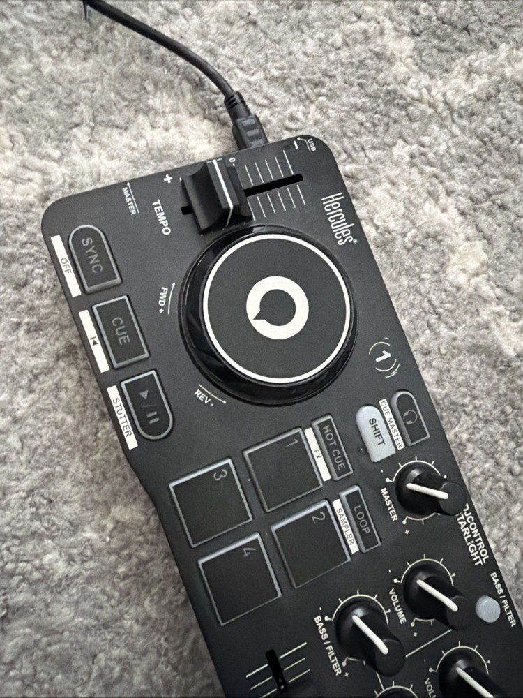 Hercules DJI Serato DJ Control Starlight - Tested