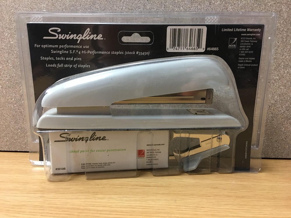 Swingline Durable Desk Stapler Value Pack w/ staples & remover - #64665 - NEW