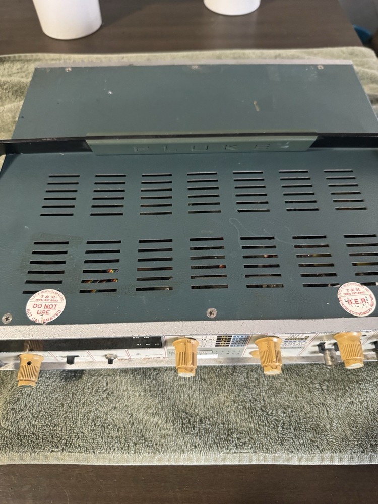 FLUKE 1953A COUNTER TIMER - NO TESTED