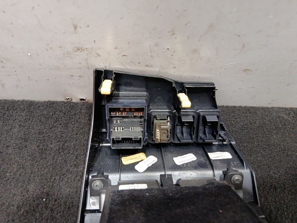 TOYOTA AURIS MK2 E180 DASH STORAE COMPARTMENT SWITCH PANEL 55545-02090