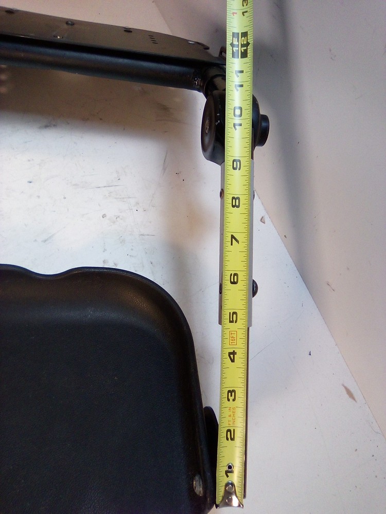 Leggero Trak Stroller Footrest with Seat Pan. Elevating angle Adjustable M30