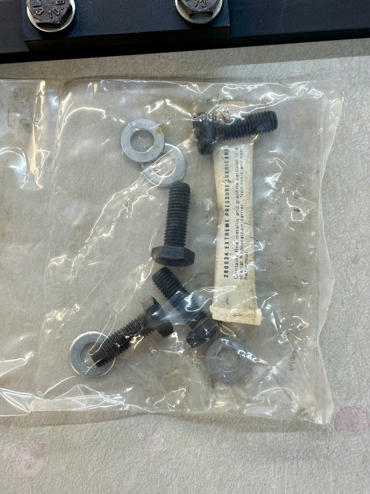 MILLER 9621 COMPLETE FRONT HOUSING PULLER TOOL SET ----------- NEW OLD STOCK!!