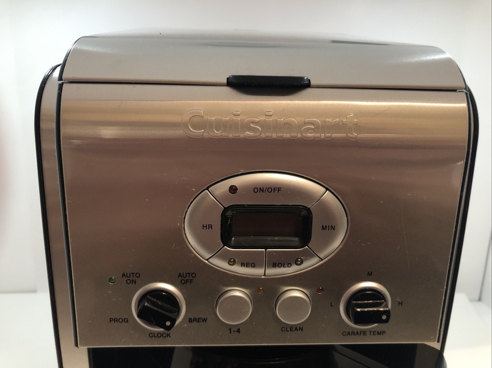 Cuisinart Coffee Maker Brew Central 14 Cup Programmable DCC 2600 Tested/Worked