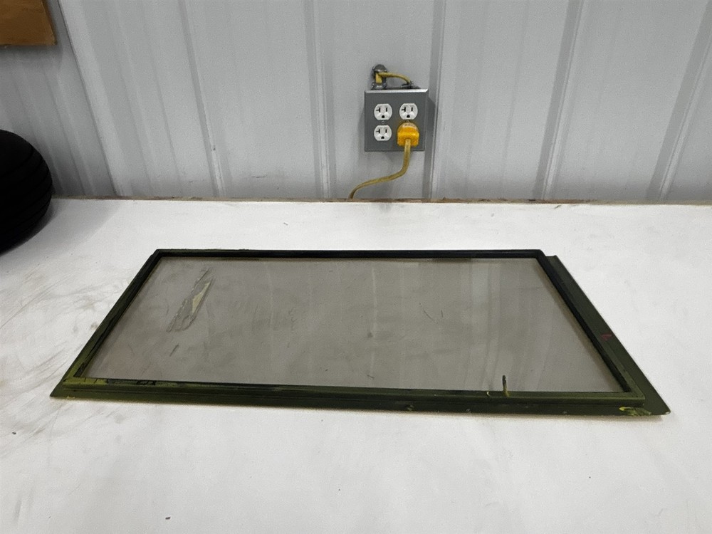 Luscombe Model 8 Cabin Left Door Window Frame assembly 481107