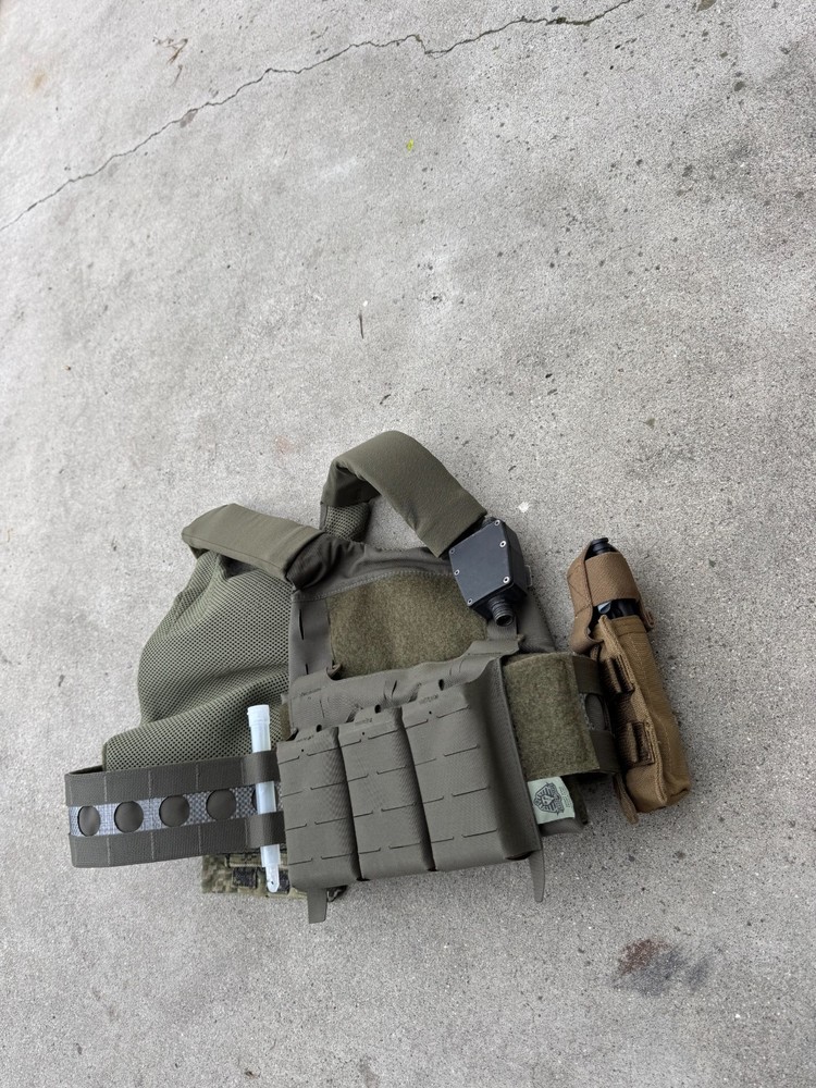 Ferro Concepts Slickster Medium Ranger Green w/ Extras