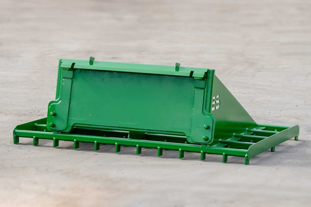 72" John Deere Rake