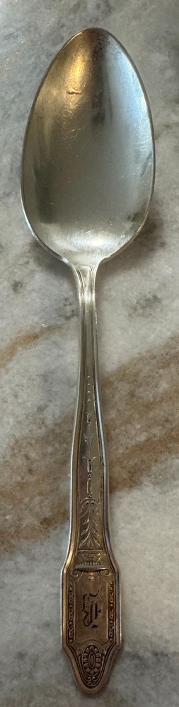 Adelphi Silverplate 1920 Oneida Silver Heirloom 11pc set