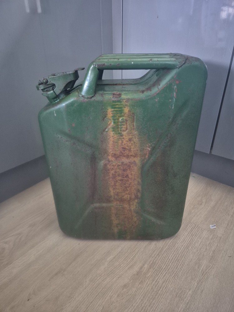 Vintage Fuel Can FFA Army 20L Metal Green Fuel Jerry Can - 1954 Genuine