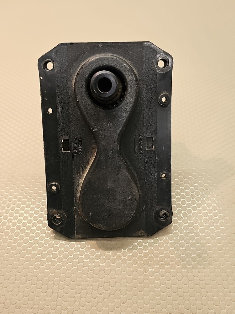 Bendix 3/8" PTC Push/Pull Dash Control Valve 800841