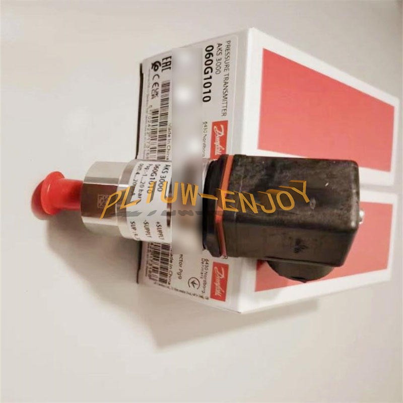 1PCS NEW Danfoss pressure transmitter AKS3000 060G1010