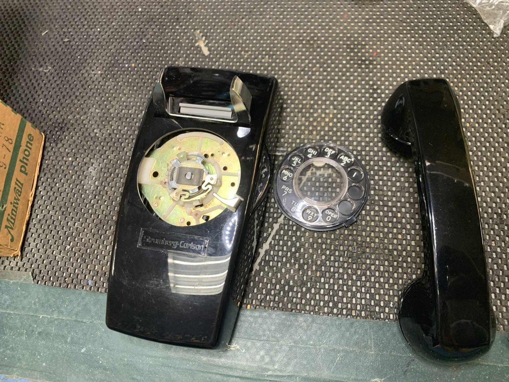 Stromberg-Carlson Miniwall Phone Black