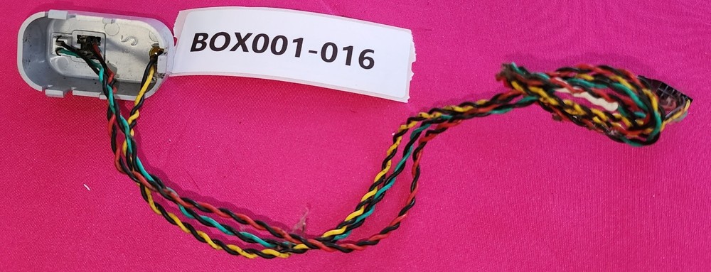 BOX001-016 - HP DESKTOP POWER BUTTON SWITCH 313133 - USED