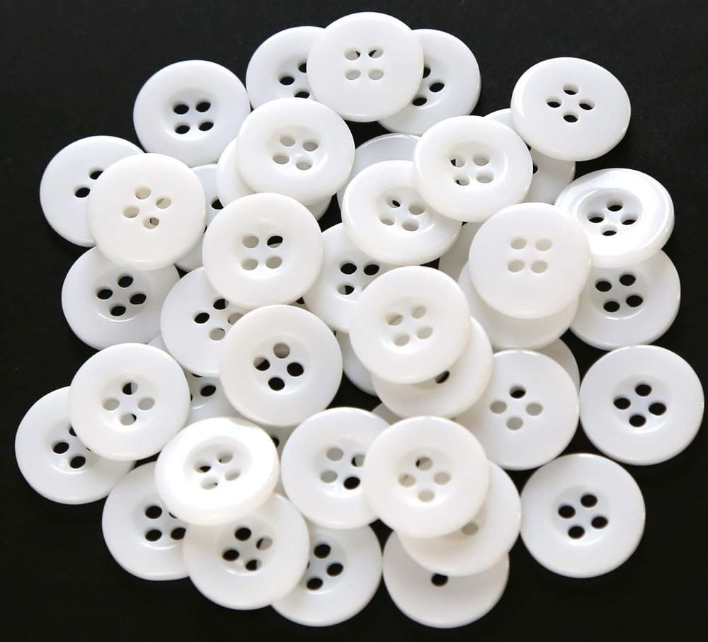 5/8in White 4 Hole Sewing Buttons 100 Pack