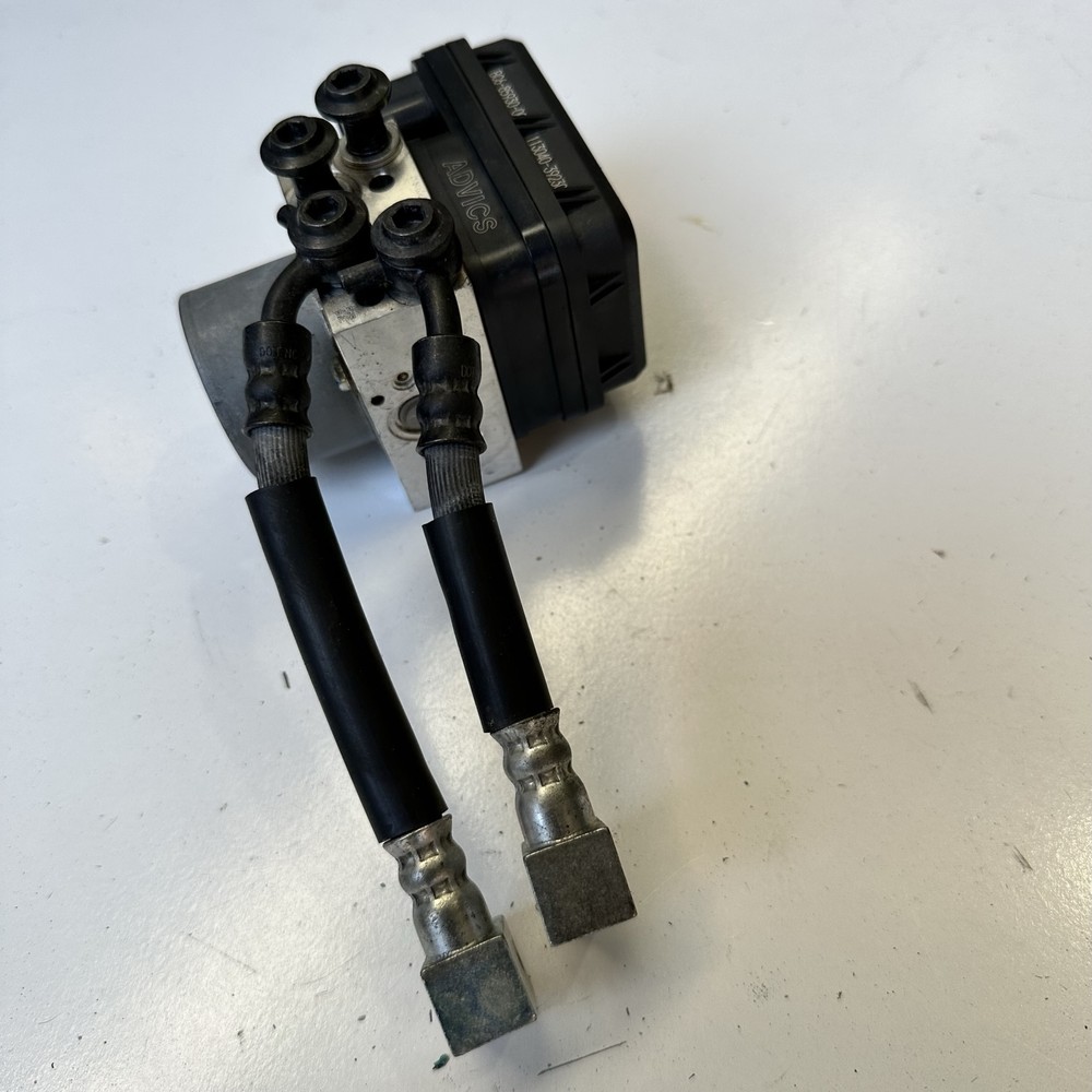 Yamaha MT03 660 2016 ABS pump modulator mount block unit
