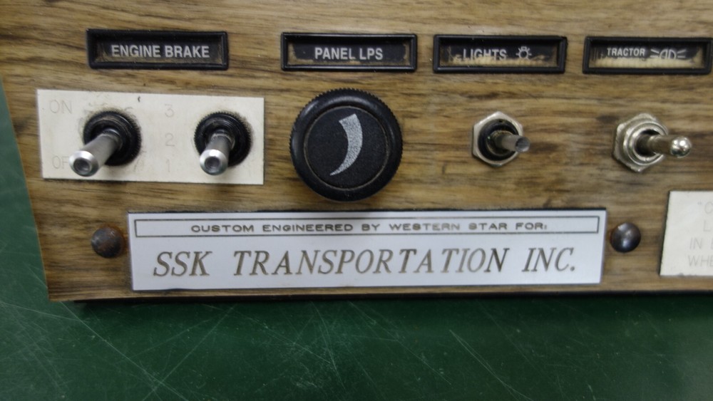 Western Star 4800 4900 Custom Switch and Vent Panel