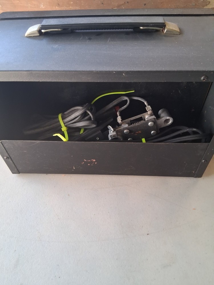 VINTAGE SEARS CRAFTSMAN SOLID STATE ELECTRONIC ENGINE ANALYZER MODEL 161.210400