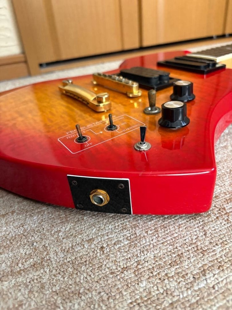 Burny Mg-130S/Cherry Sunburst/Hide Model/Mockingbird