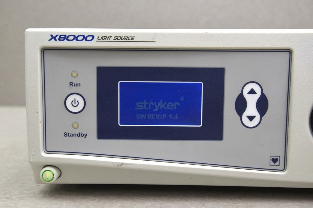 Stryker ENDOSCOPY X8000 Light Source REF 220-200-000