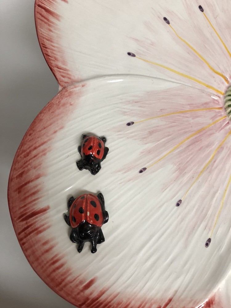 Ladybug Cake Stand. Flower Shape. Made In Italy.