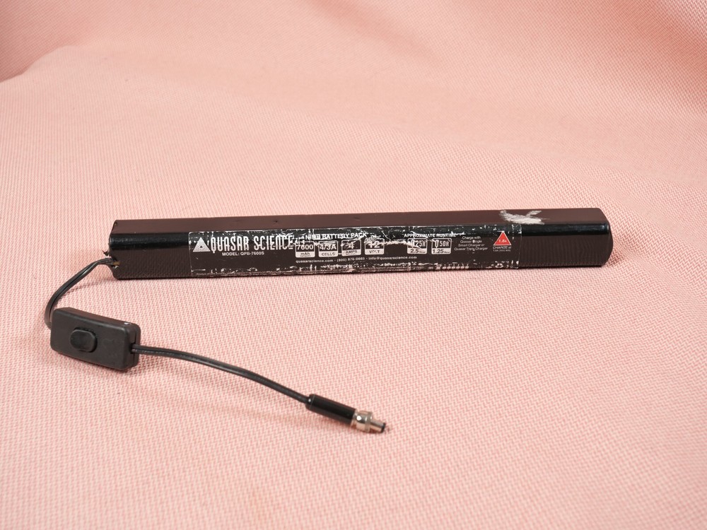 Quasar Science QBP-7600S Portable Linear Battery Pack