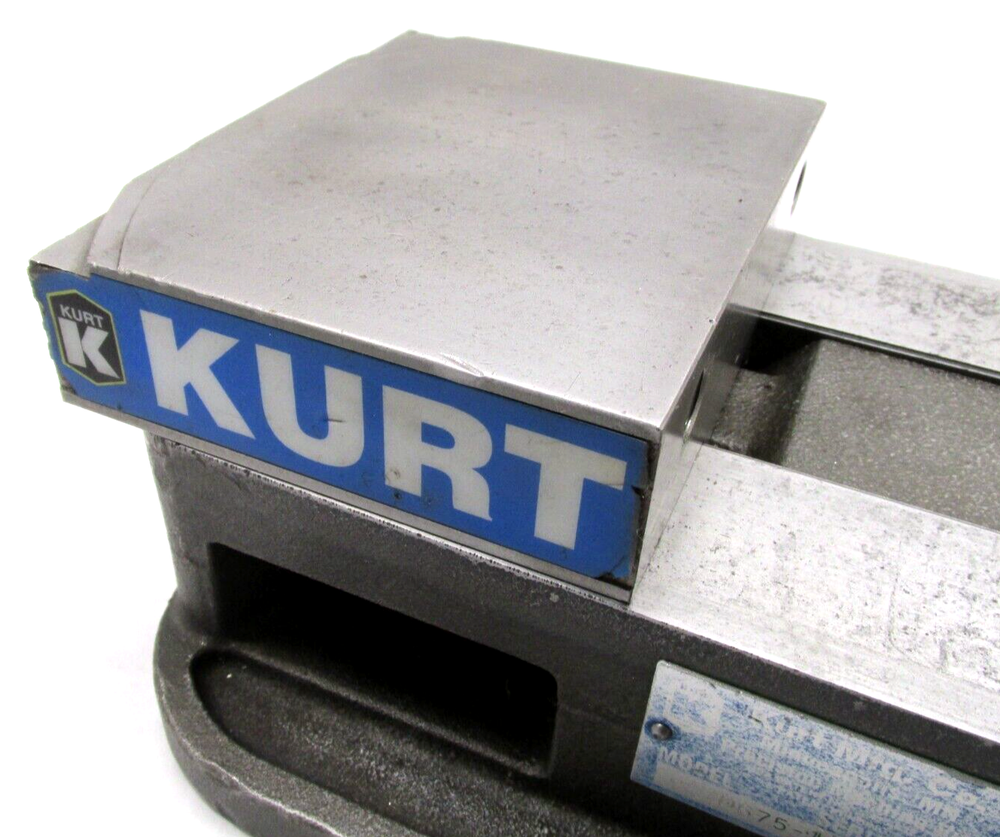 KURT ANGLOCK 6" MILLING MACHINE VISE - #D675