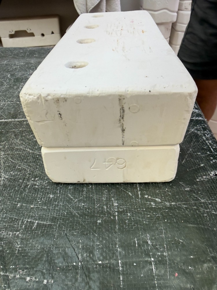 VINTAGE BOOTHE CERAMIC MOLD #647 PEARS
