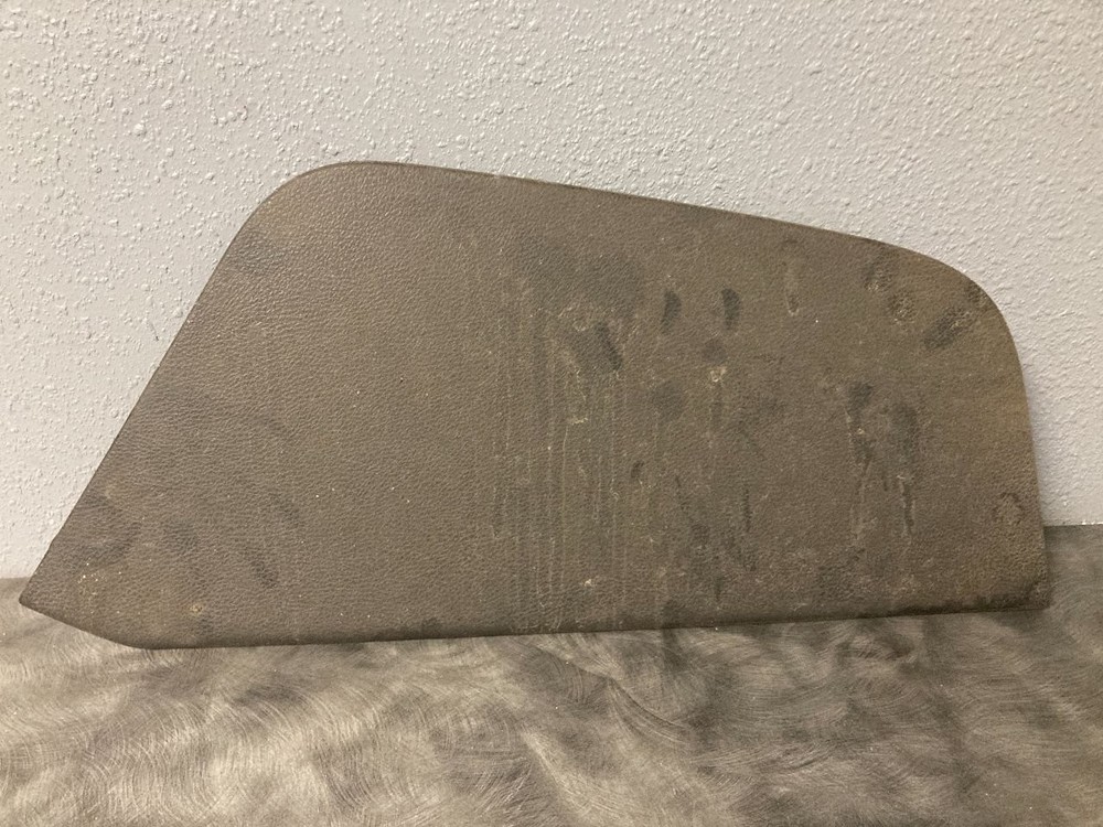 International LT FUSE COVER Dash Panel - Used