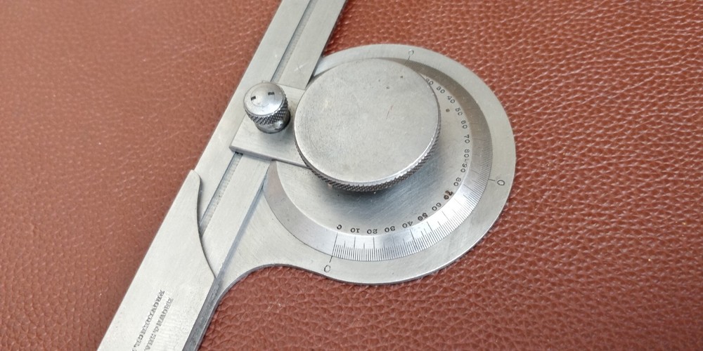 Brown & Sharpe 599-493-6 6" IMPROVED BEVEL PROTRACTOR,