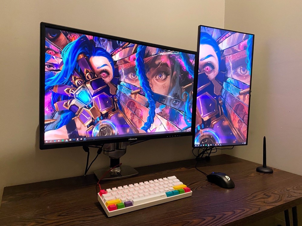 Gaming PC + Dual Monitors