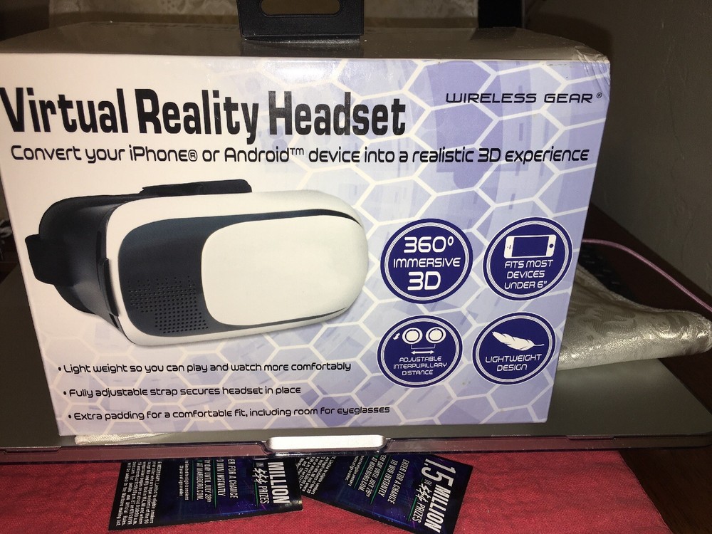 Virtual Reality Headset By Wireless Gear For iPhone or Android 3-D Experience