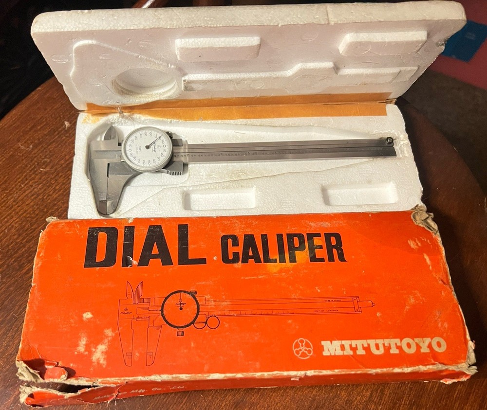 Mitutoyo Dial Caliper 0-6in 505-101