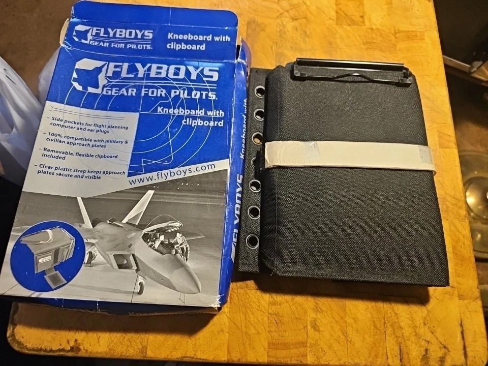 Flyboys Pilot Kneeboard with Clipboard - BLACK