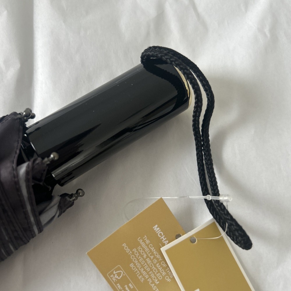 Michael Kors BNWT Butterscotch Travel Umbrella
