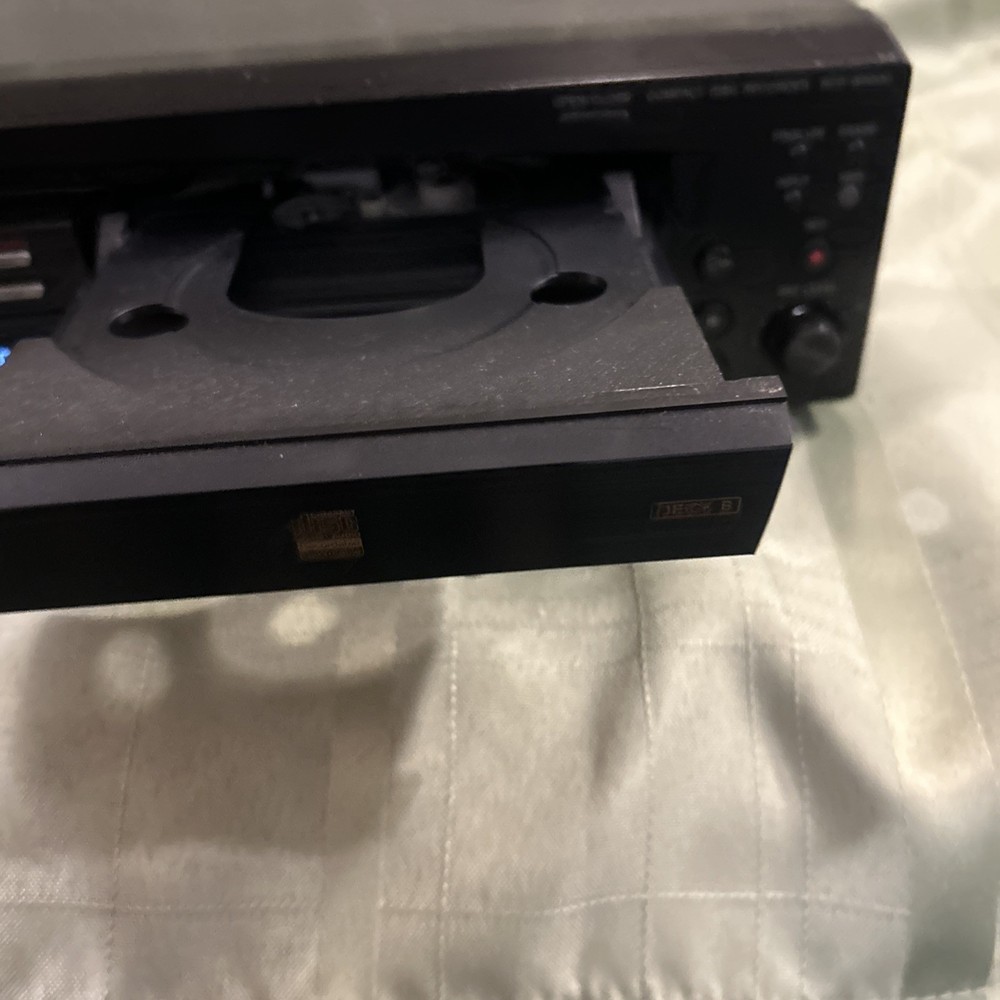 Sony 5 Cd Changer RCD-W500C