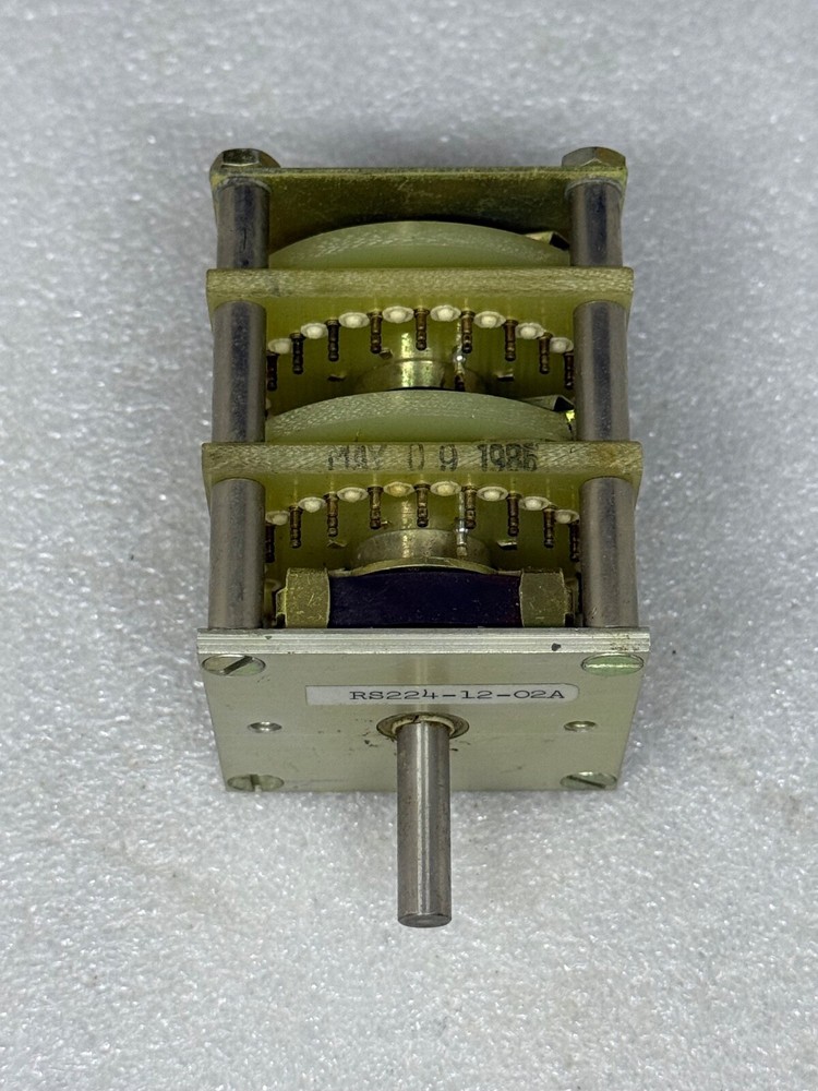 RS224-12-02A  ROTARY SWITCH