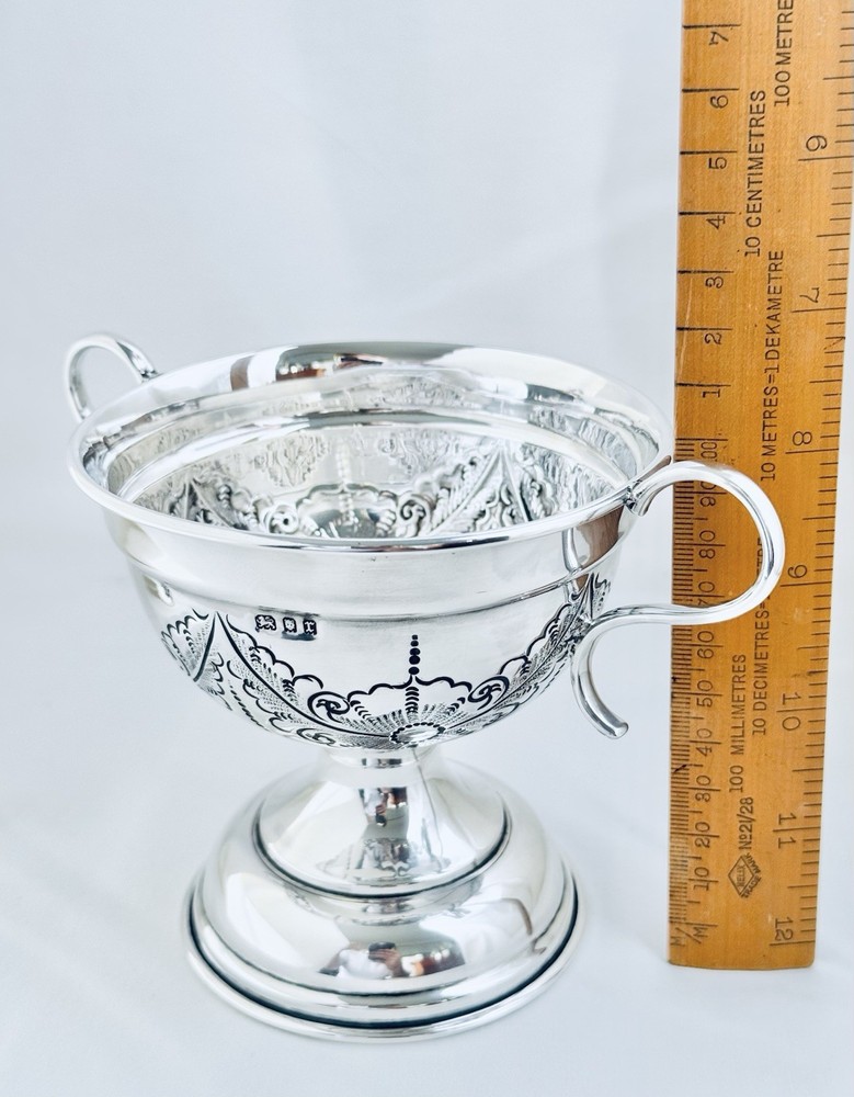 Solid Sterling Silver Twin Handled Cup London Fully Hallmarked 1932