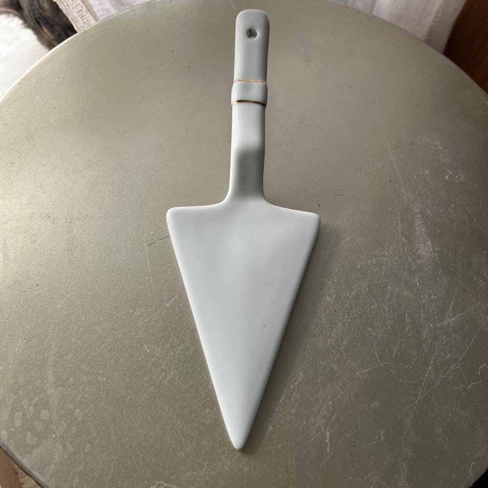 Vintage Cake Knife Server White Ceramic Gilted Trim Accent