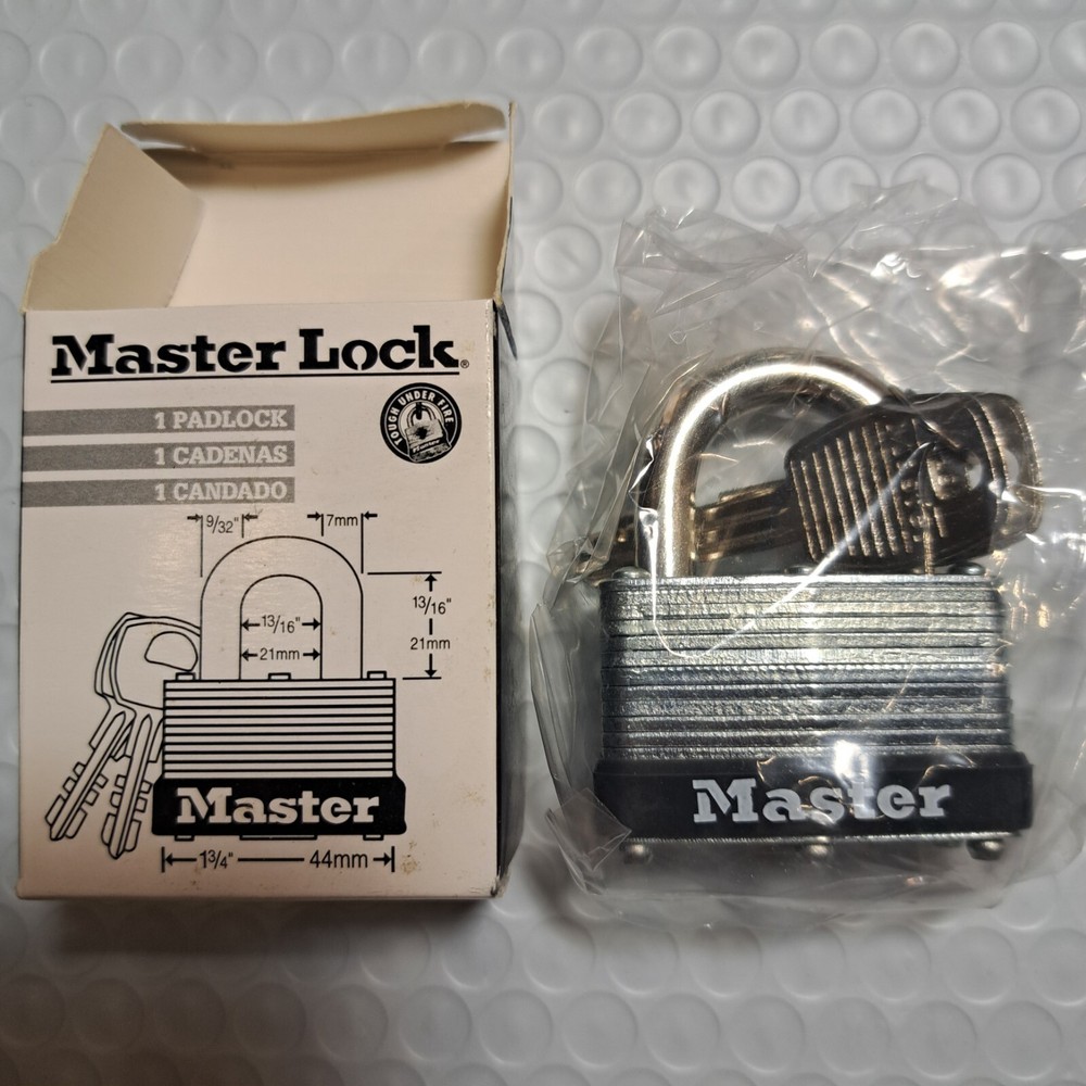 Master Lock Commercial Padlock 500KA Comes With 2 Keys