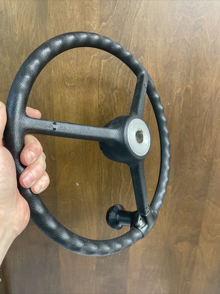 High density mobile storage system steering wheel handle