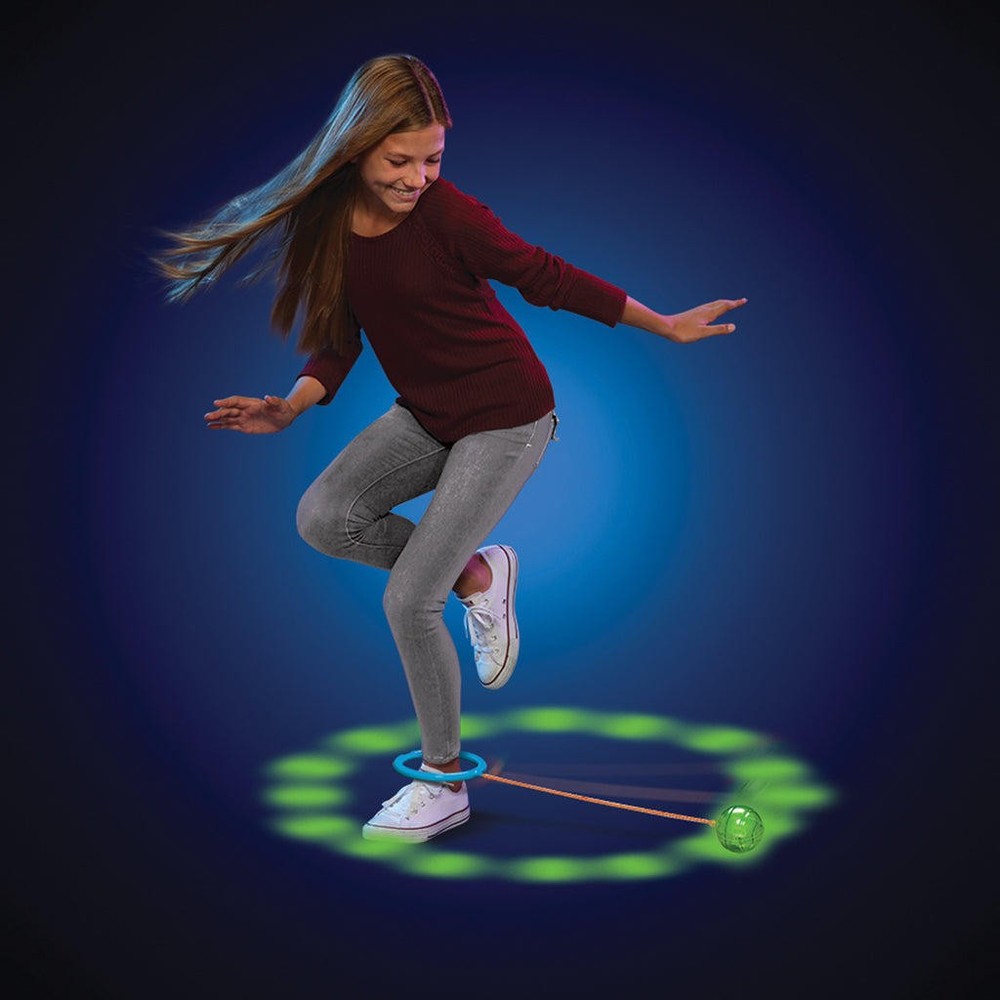 Discovery Kids Skip Ball With Led Lights