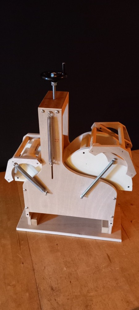 Acoustic & Classical Guitar Folding Bands.