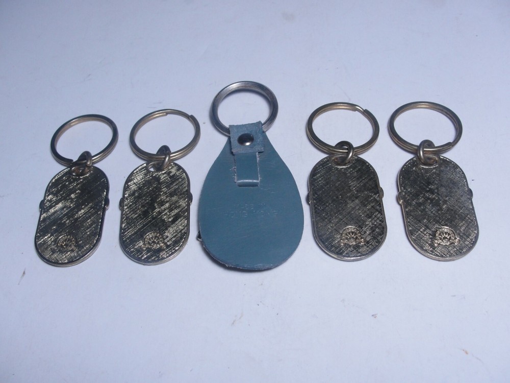 (5) Vintage Keychains Letters G, H, N, M, & R